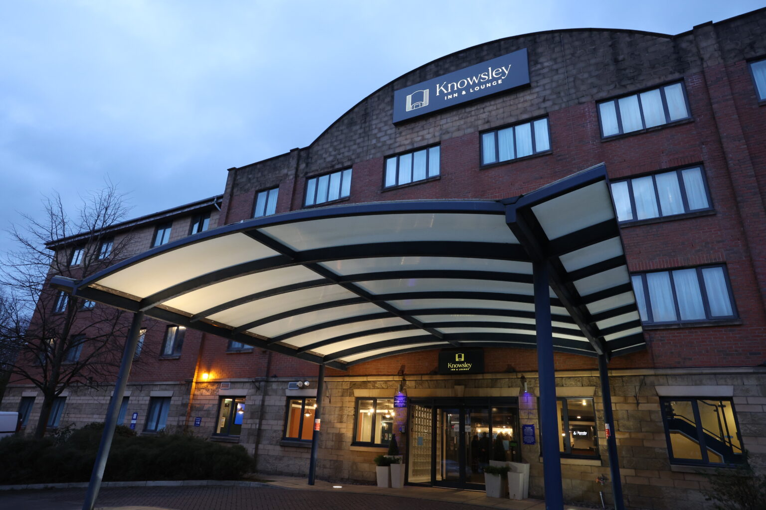 Knowsley Inn & Lounge Crest Hotels Group